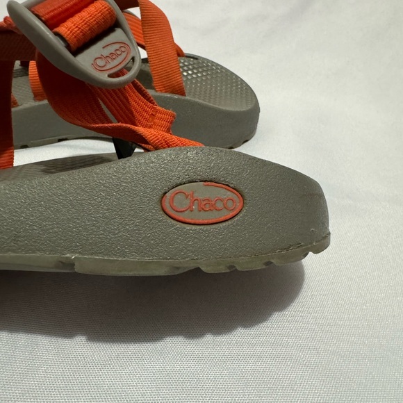 Chaco Tegu Size 9 Women's Sport Sandals Orange Grey Strappy - Picture 3 of 8